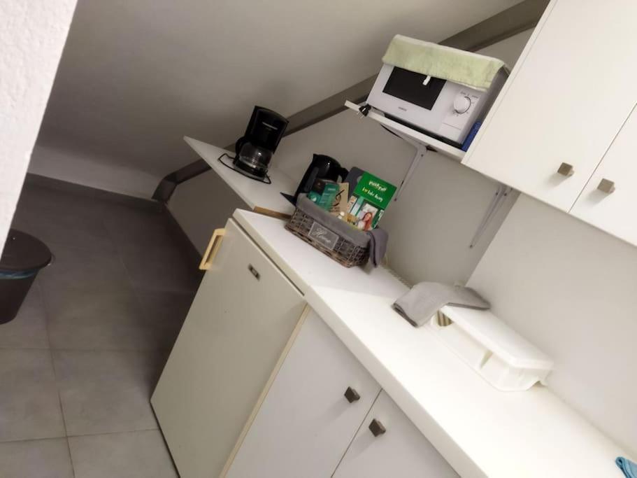 Cozy Apartment Near To The Airport Kouvaras ภายนอก รูปภาพ