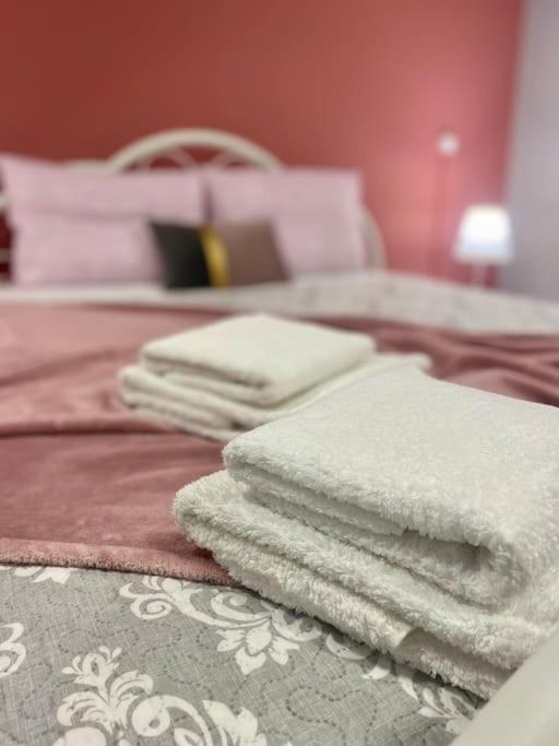 Cozy Apartment Near To The Airport Kouvaras ภายนอก รูปภาพ