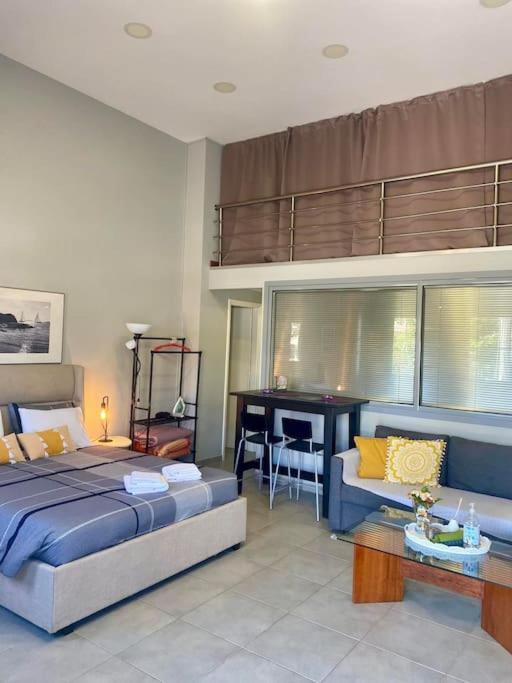 Cozy Apartment Near To The Airport Kouvaras ภายนอก รูปภาพ