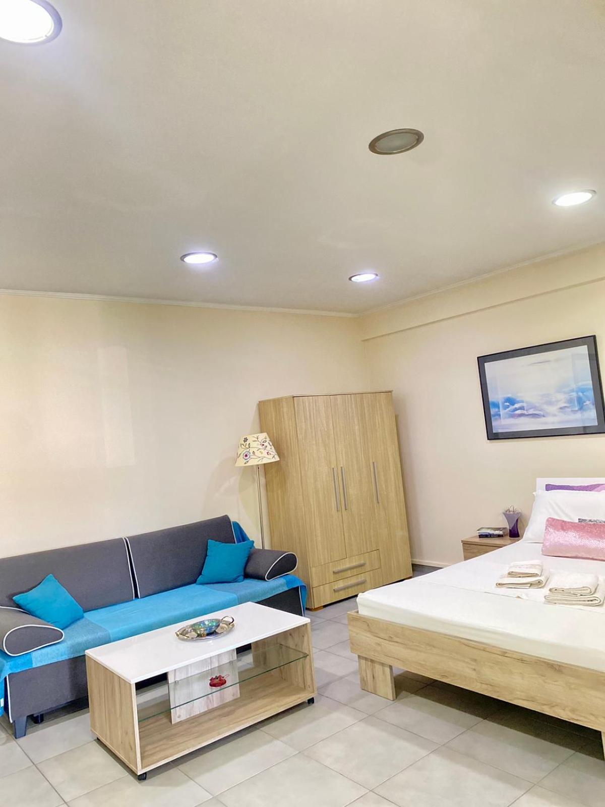 Cozy Apartment Near To The Airport Kouvaras ภายนอก รูปภาพ